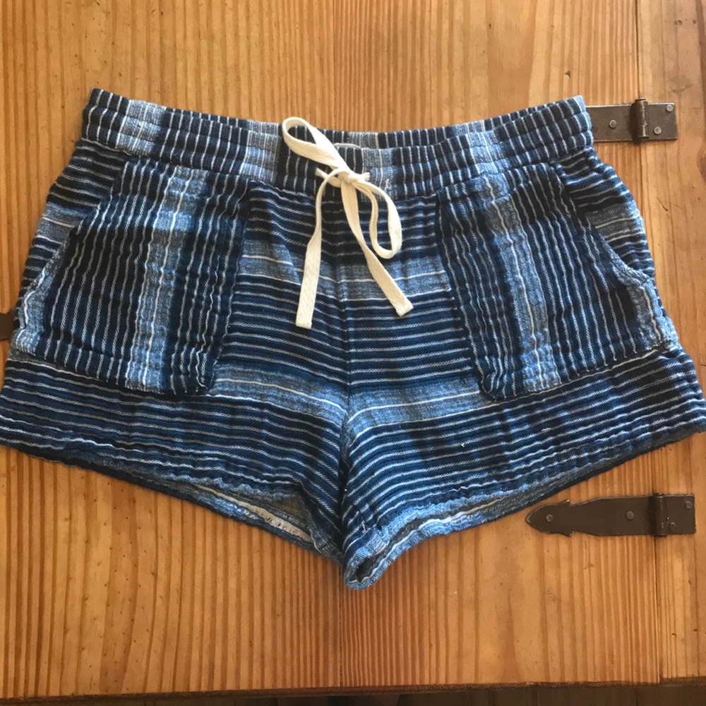 Lou & Grey blue striped shorts